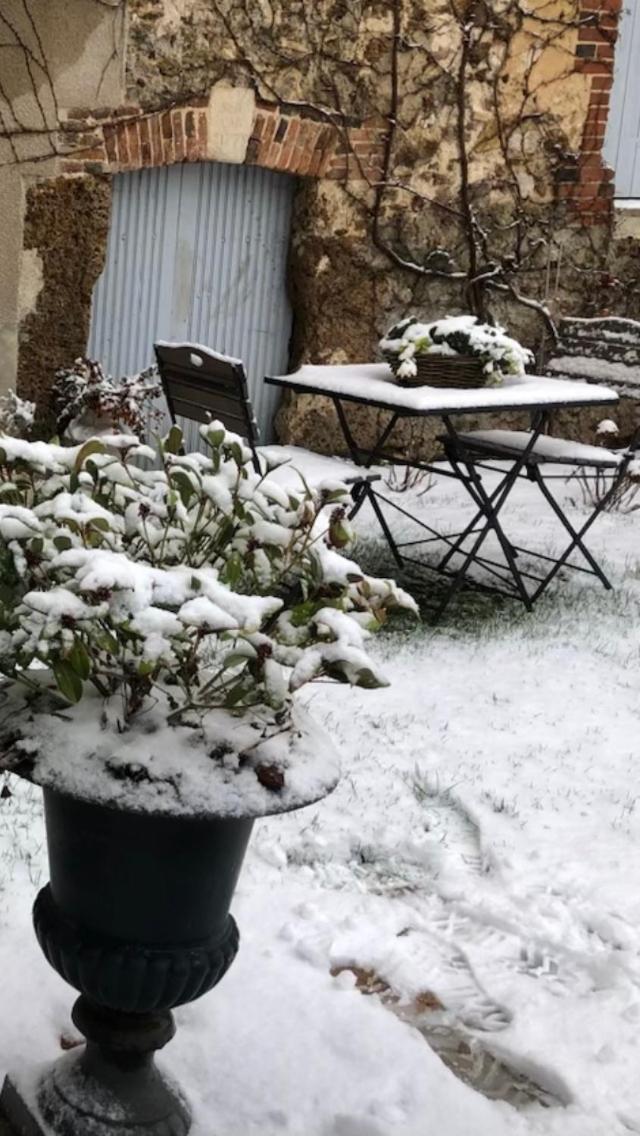La Demeure D'Agapanthe Bed & Breakfast Vinay  Exterior photo